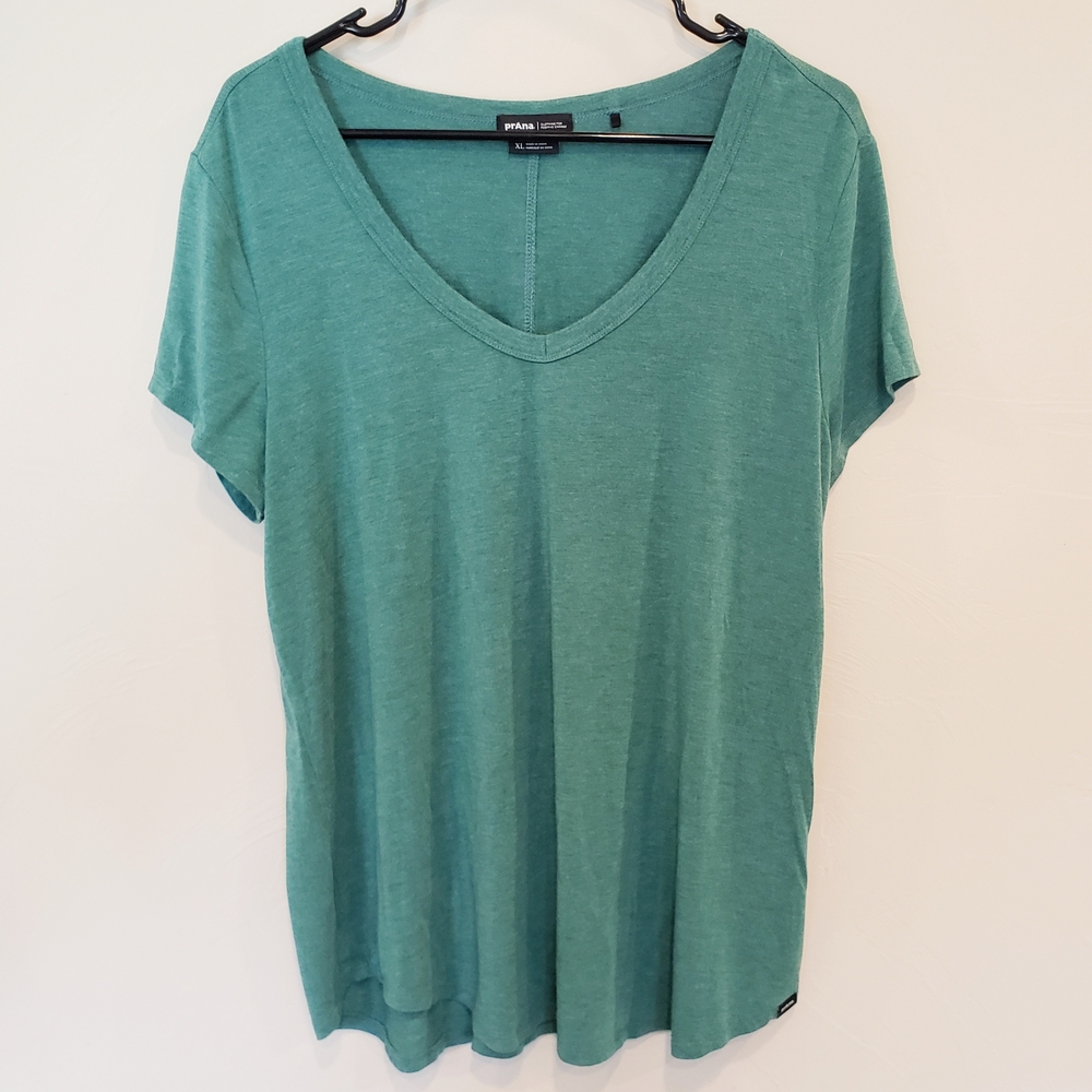 Prana Foundation Short-Sleeved T-shirt, XL, Pine Heather Color